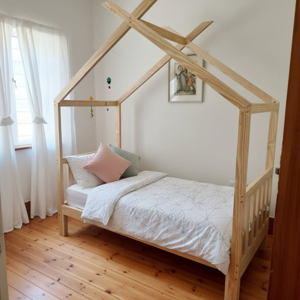 Criss Cross House Bed