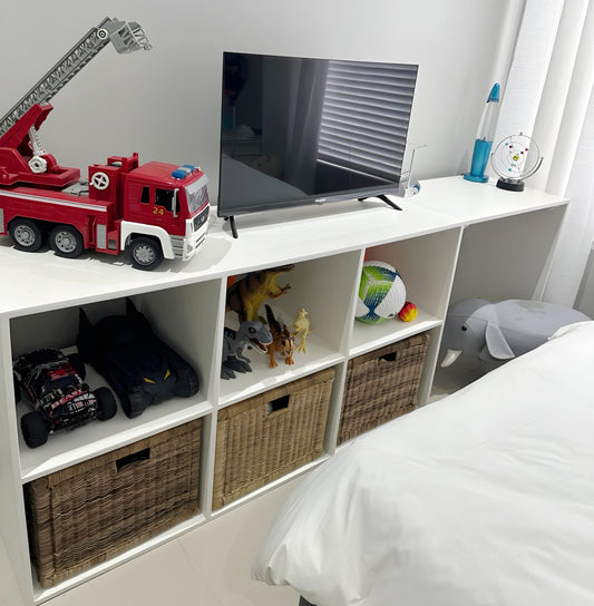 Levi Pigeon Hole Desk