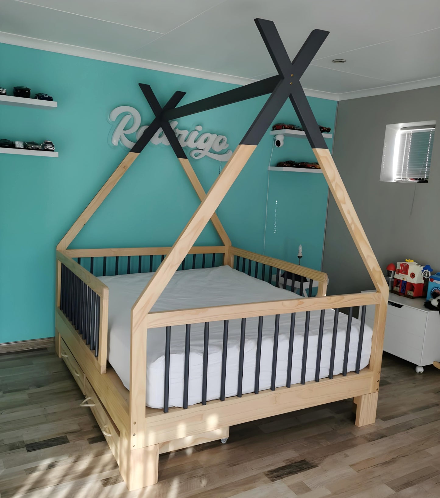 Bamboo Grow With Me Teepee Bed