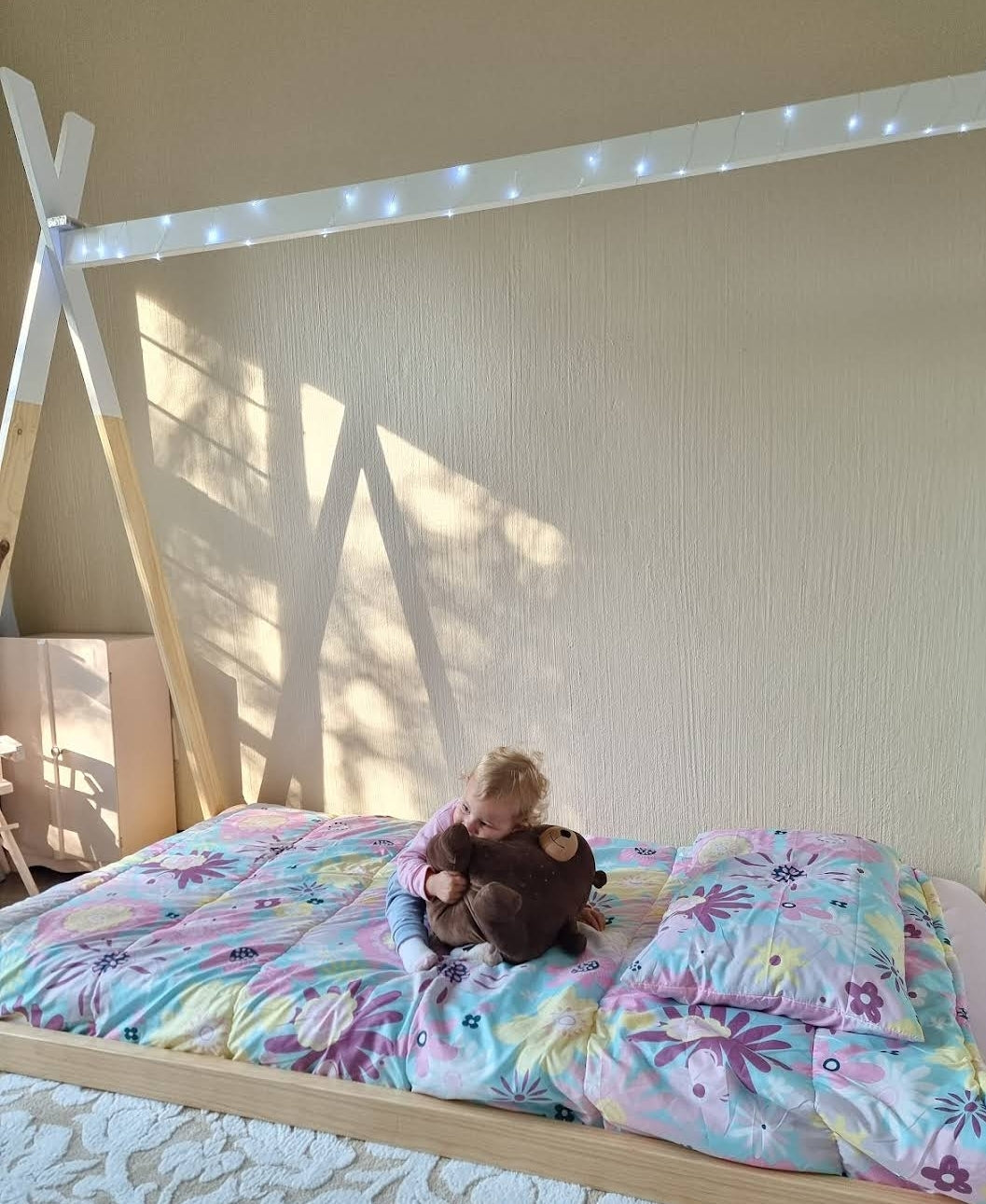 Easy Peasy TeePee Bed