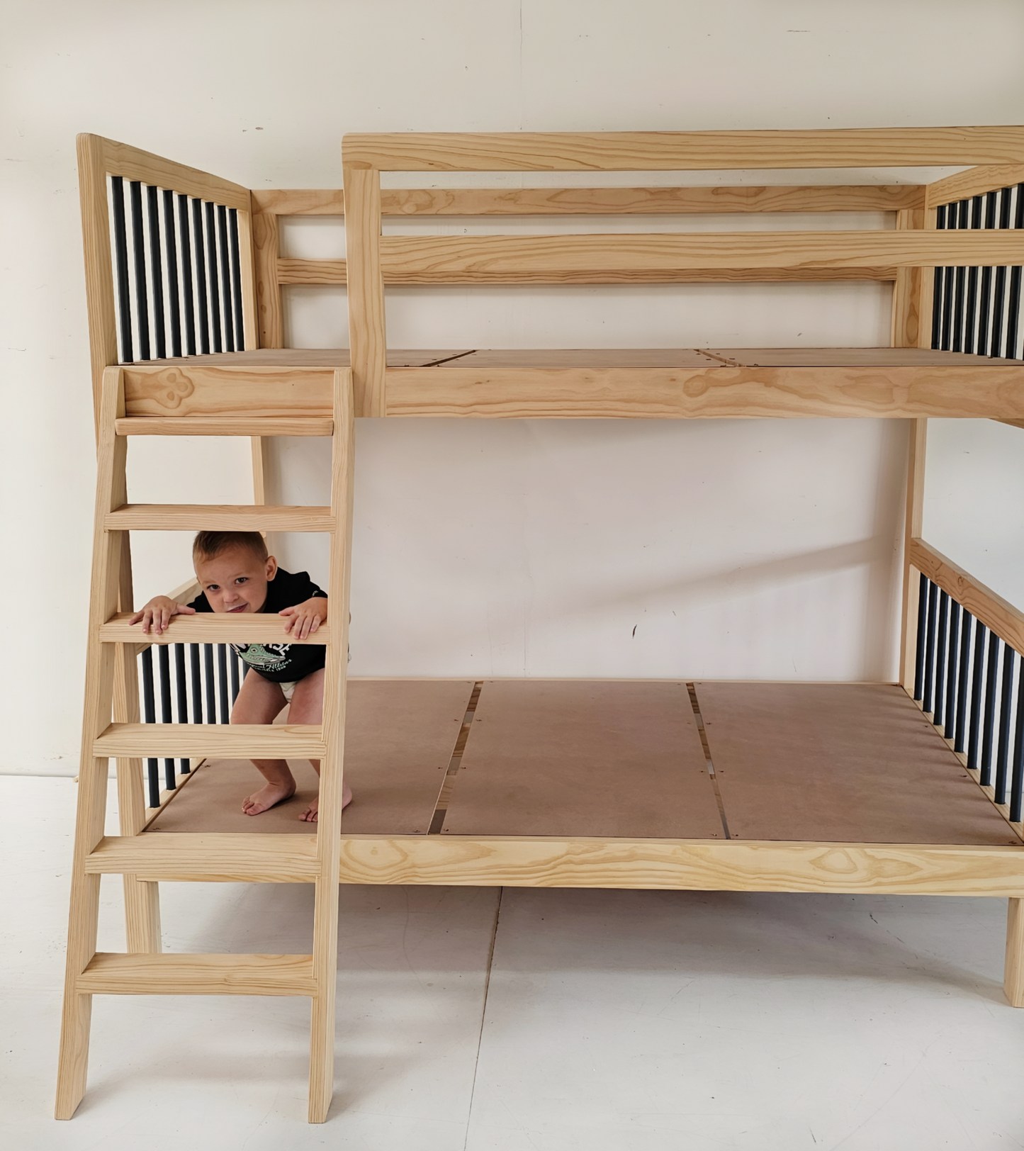 Vuka Bunk Bed