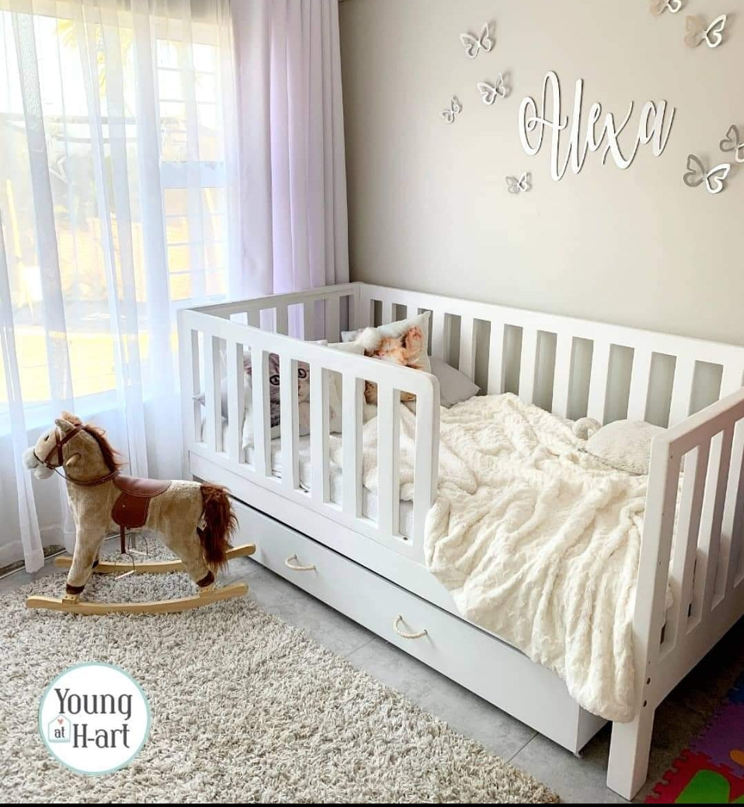 JayJay Bed - Furniture