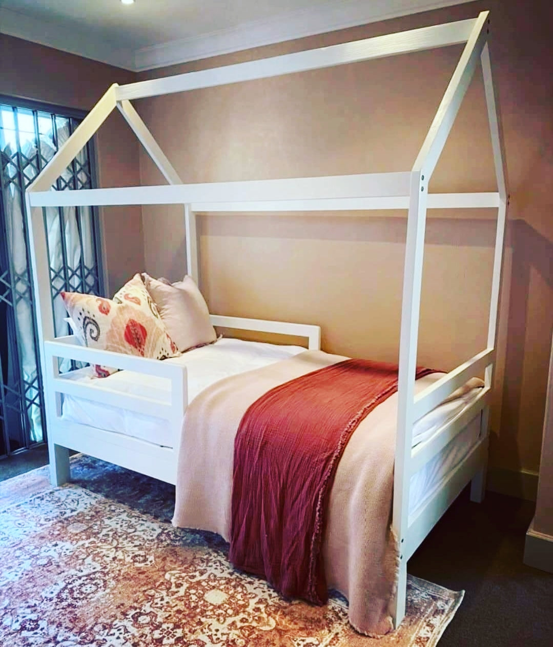 House Bed with Half Rails – Young at H-art Interiors