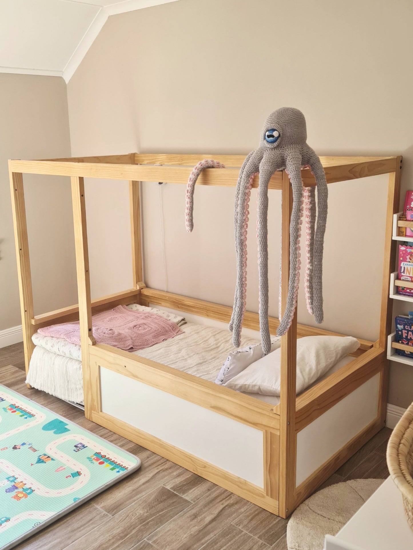 2in1 Bunk Bed (Flips Upside Down to floor bed)