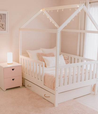 Mandla House Bed