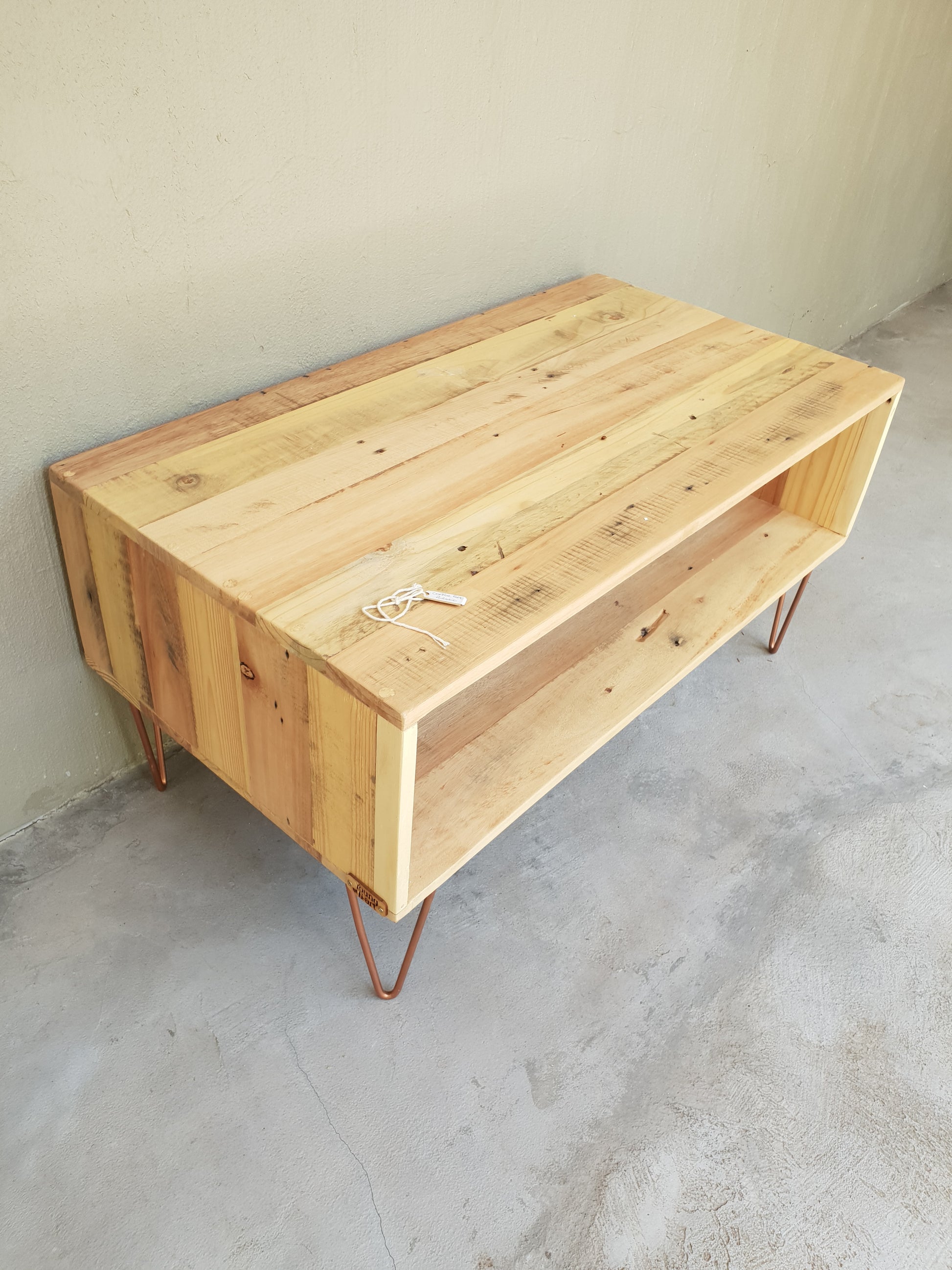 Hairpin Rustic Coffee Table - Furniture Furniture