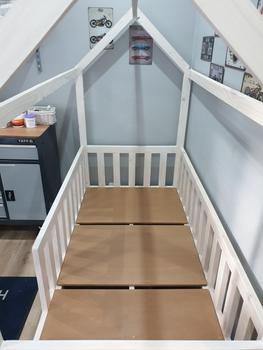 Sebastian House Bed - Furniture