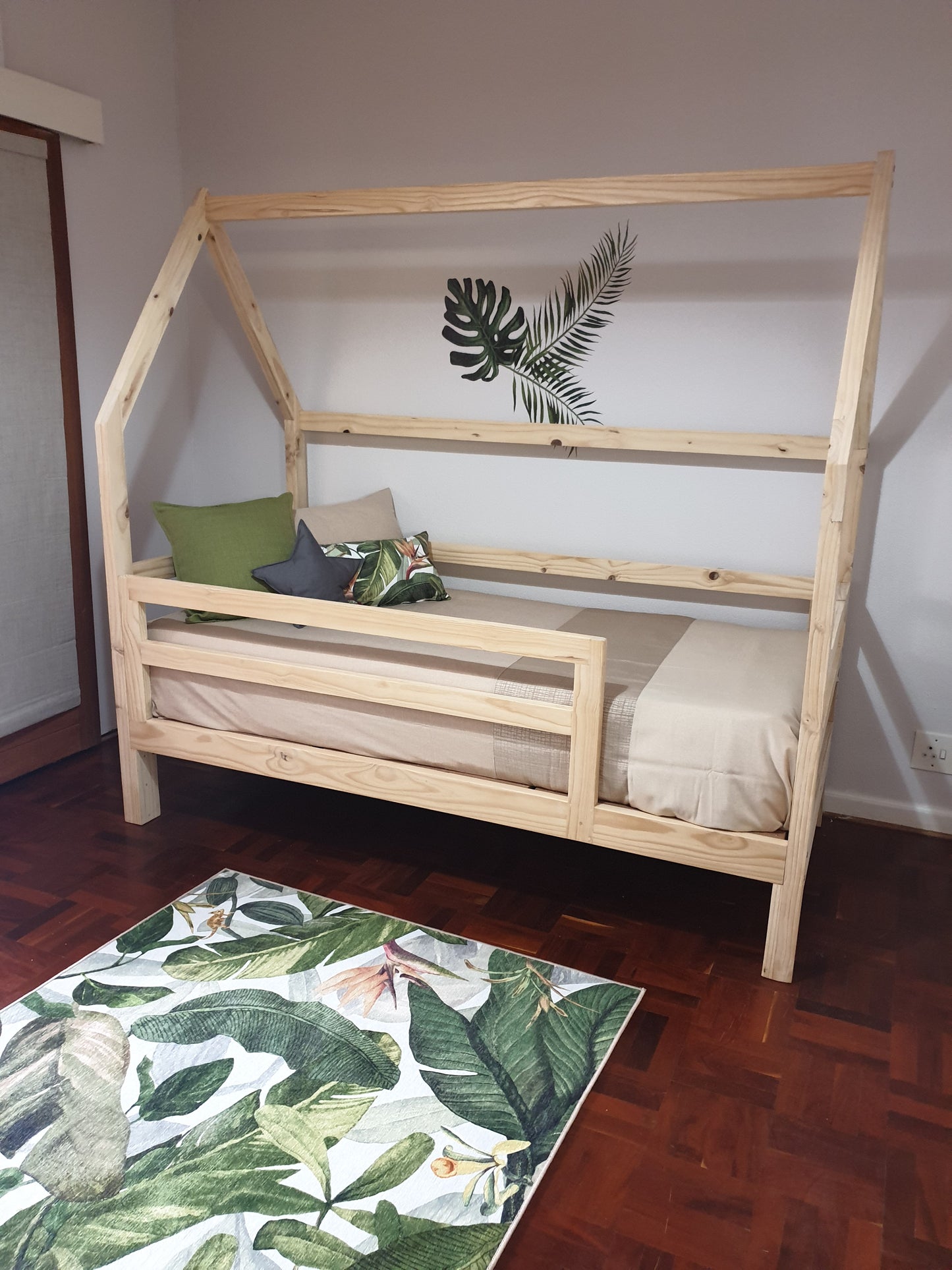 Morgan House Bed - Furniture