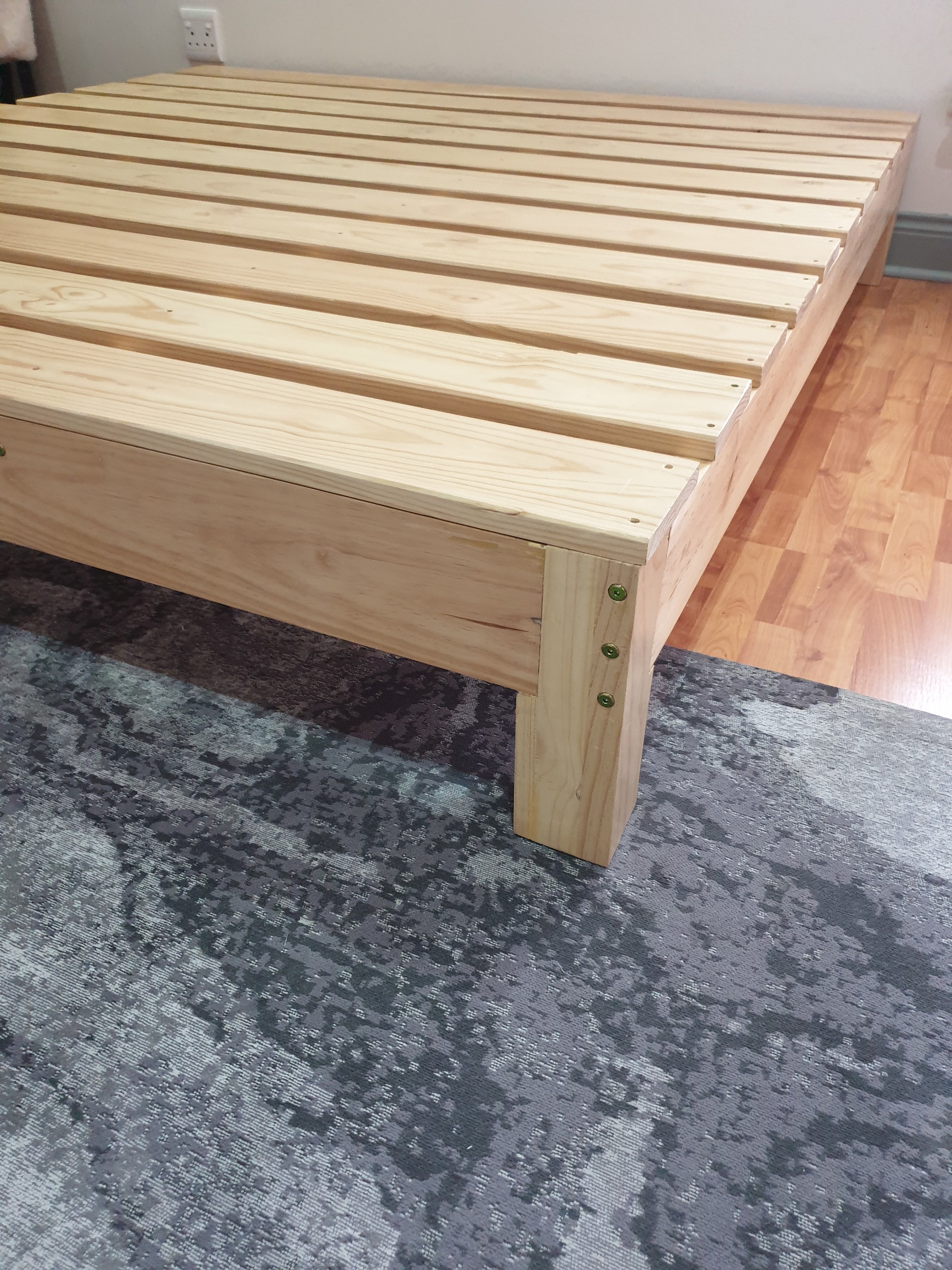 Classic Bed Base (w/Visable Struts) – Young at H-art Interiors