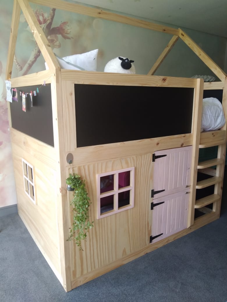 Play House Bunk Bed - Furniture