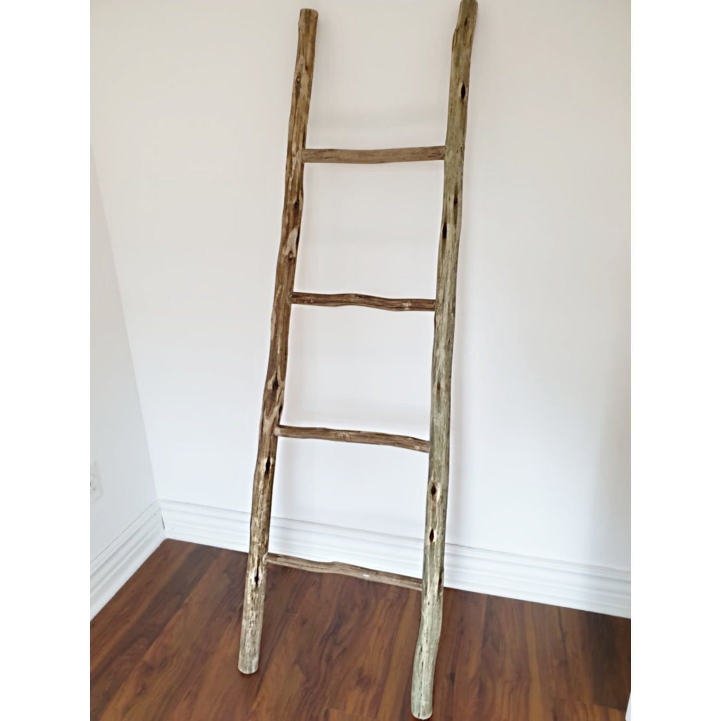 Rustic Pole Ladder - Decor