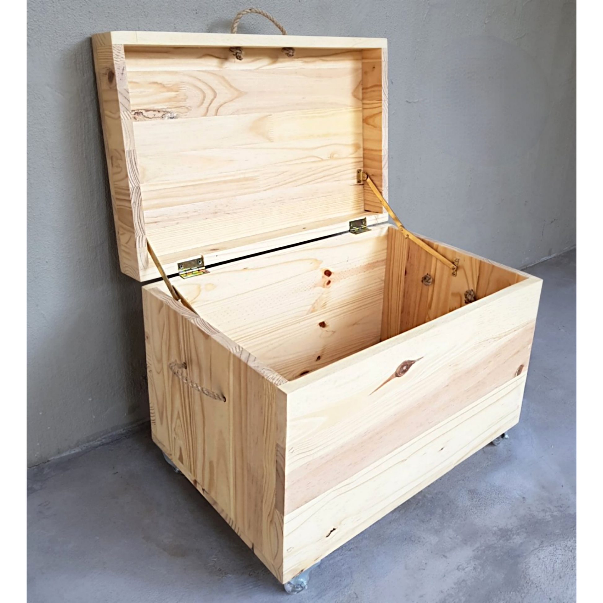 Wooden toy box outlet with wheels