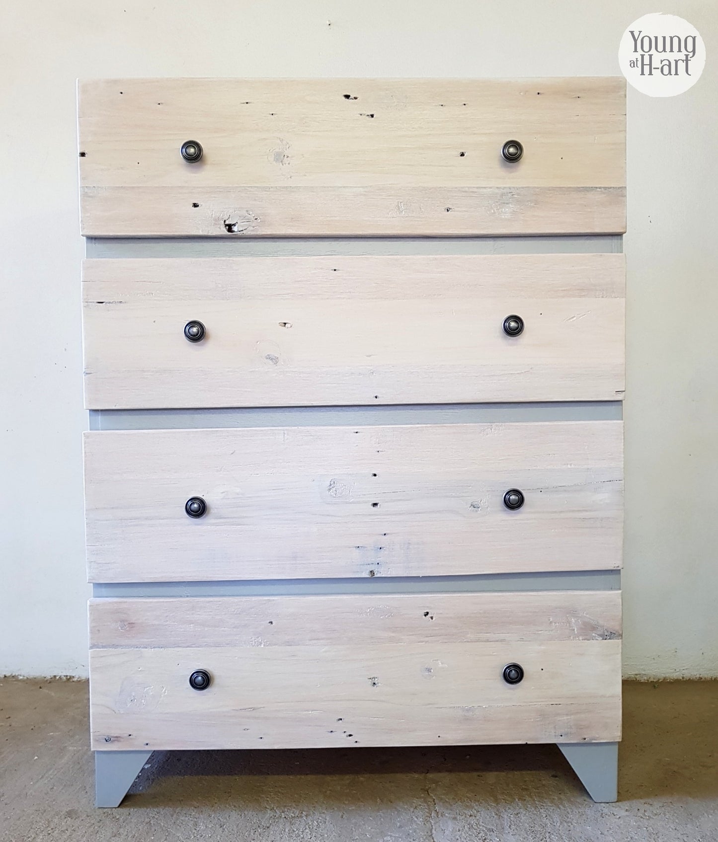 Space Chest of Drawers - Furniture